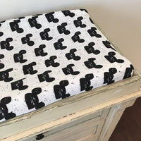 Changing Pad Cover - Modern Mouse
