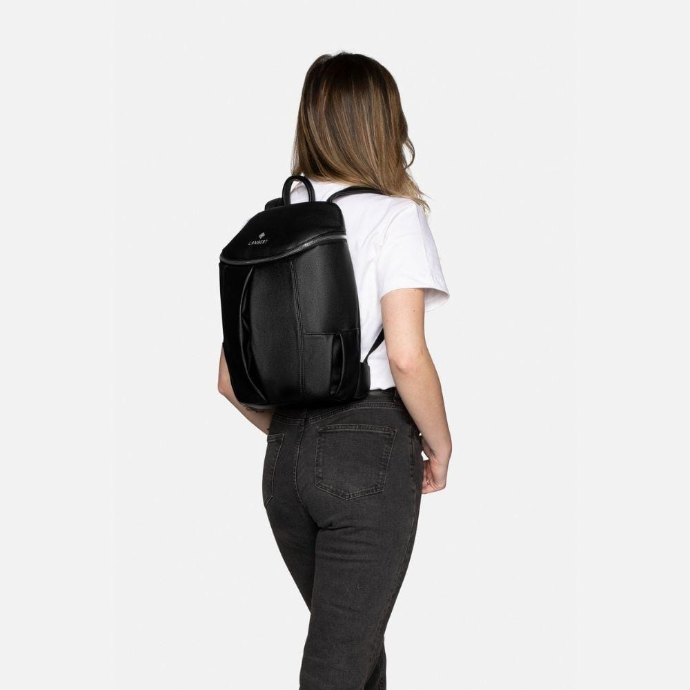 The SARA - Women's Black Vegan Leather Backpack – Trendy Tots Winnipeg