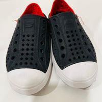 Sketchers Shoes - 11