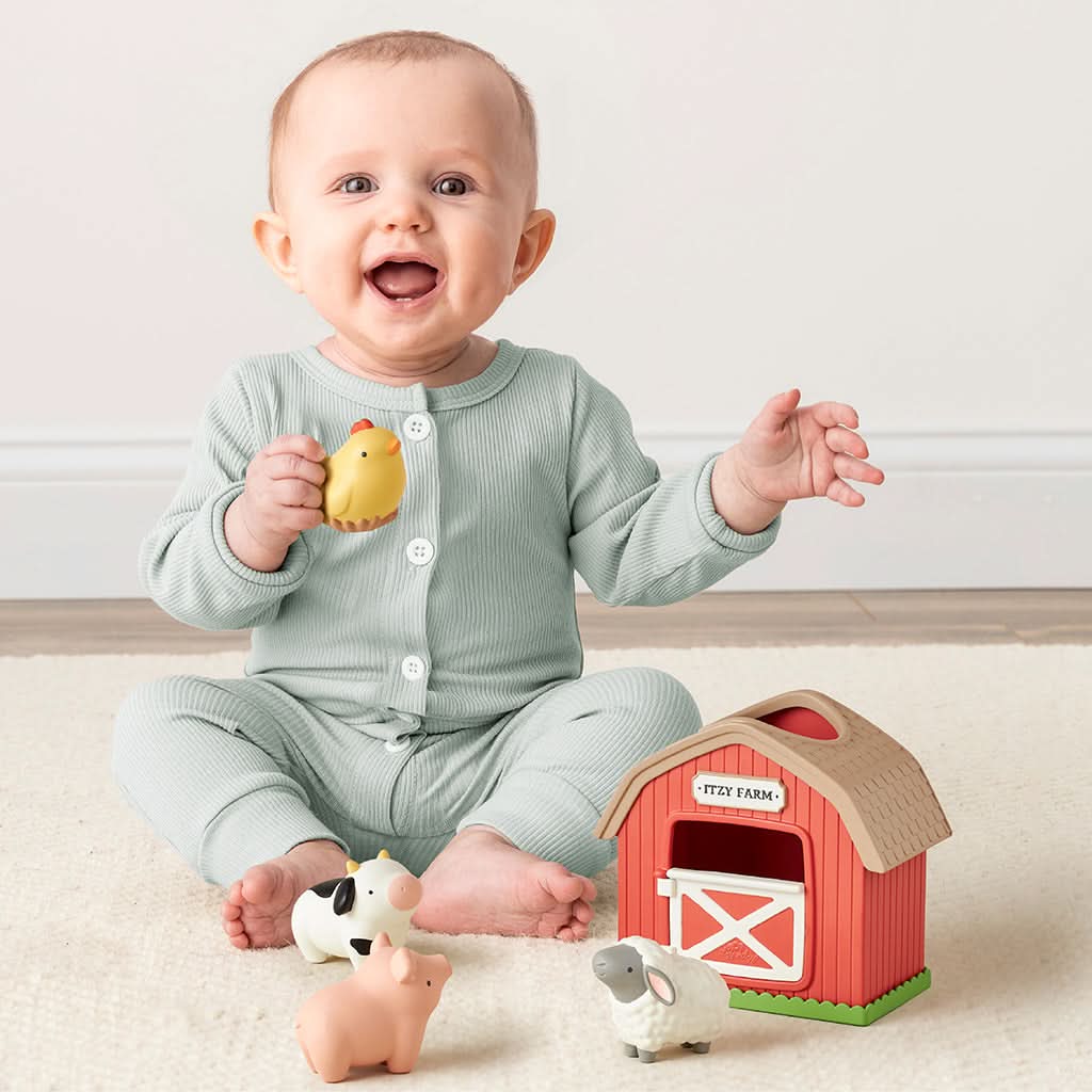 Itzy Play™ Put & Take Toy - Barn