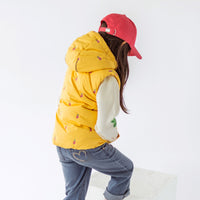 YELLOW SLEEVELESS PUFFER WITH HOOD, CHILD