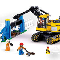 Construction Traxcavator Building Brick Kit (614 pcs)