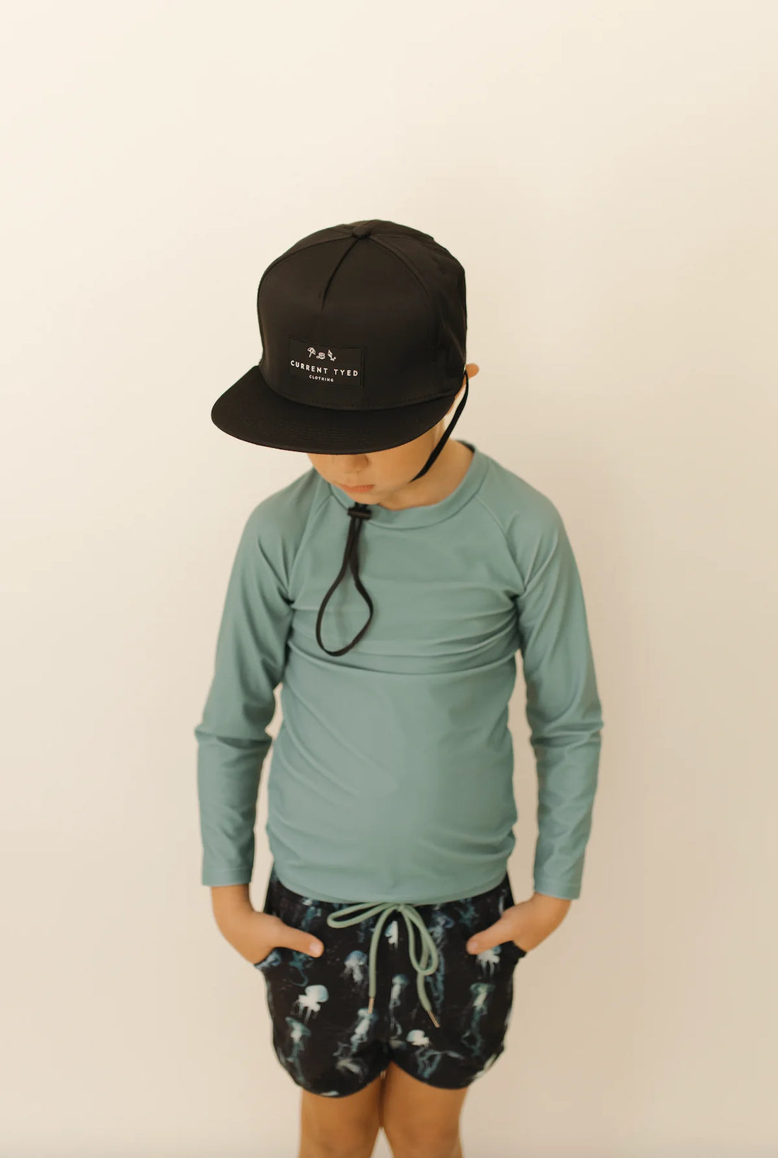 Classic Waterproof Snapback Hats (Black)