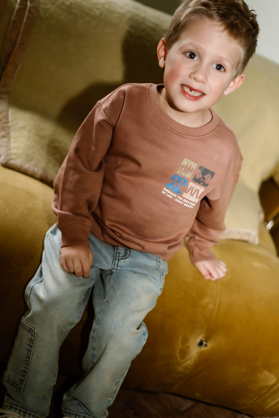 Oversized Sweater Artwork | Burlwood