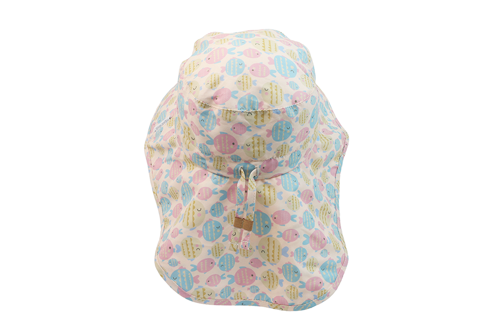 Sun Hat with Neck Cape - Kissing Fish
