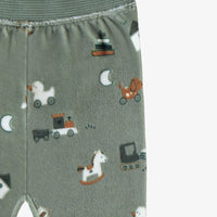 Green velvet leggings, newborn