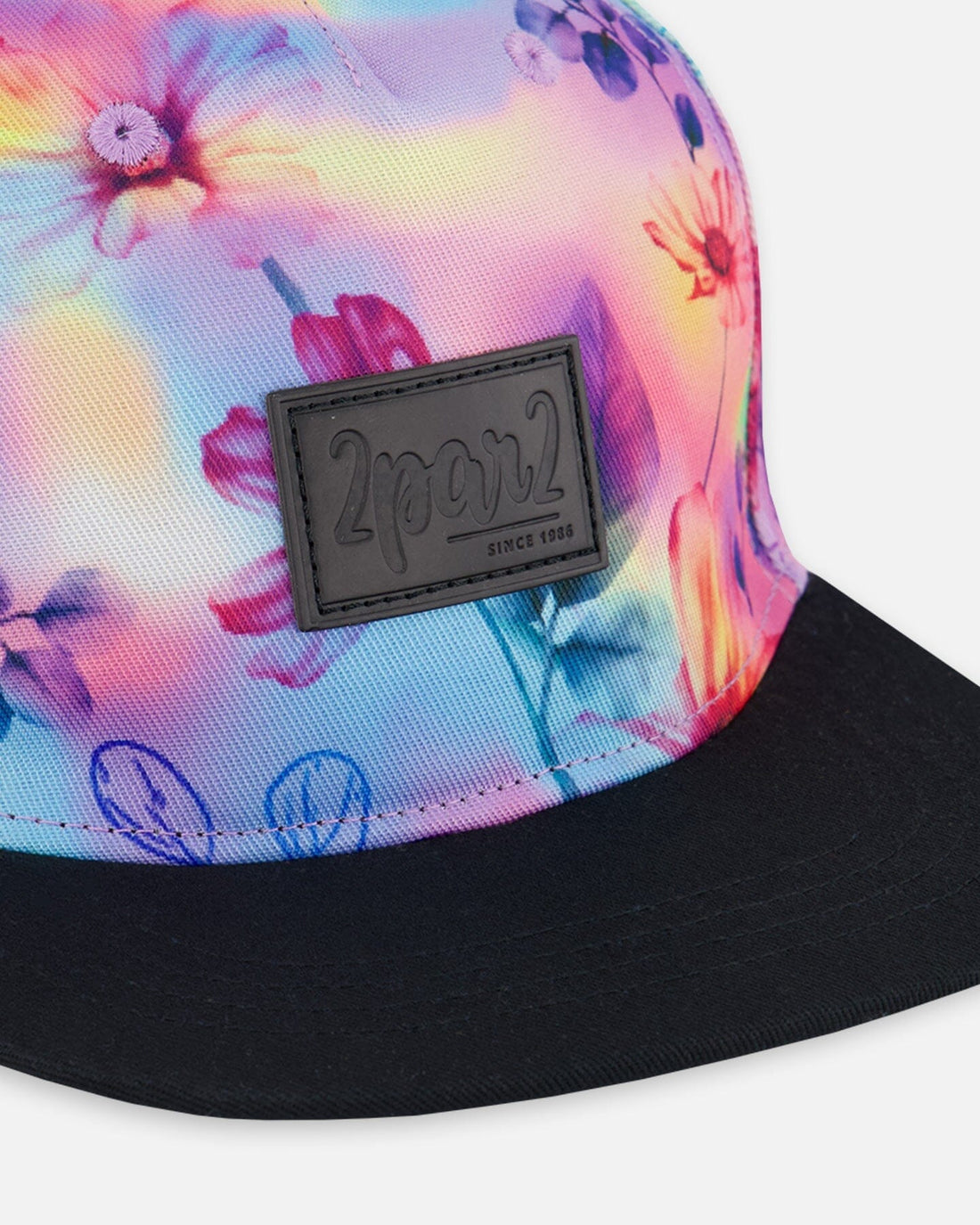 Printed Cap With Floral Print On Black And Multicolored Background
