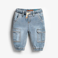 Blue cargo jeans, baby