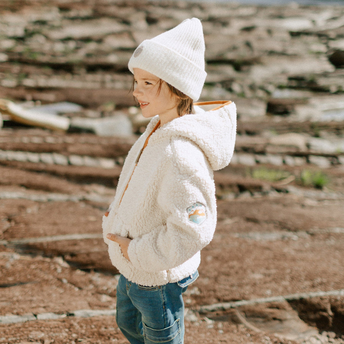 IVORY SHERPA VEST WITH HOOD, CHILD