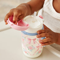Itzy Sips™ - Straw Cup With Snap-Close Lid: Ribbons & Roses