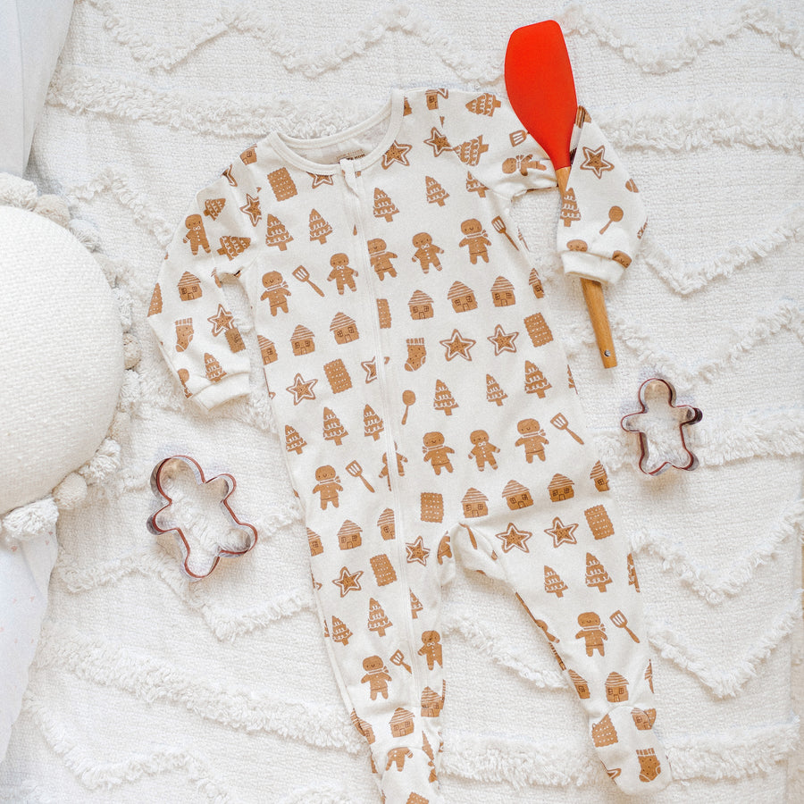 CREAM ONE-PIECE PAJAMA WITH AN ALL OVER PRINT OF COOKIES IN STRETCH JERSEY, BABY