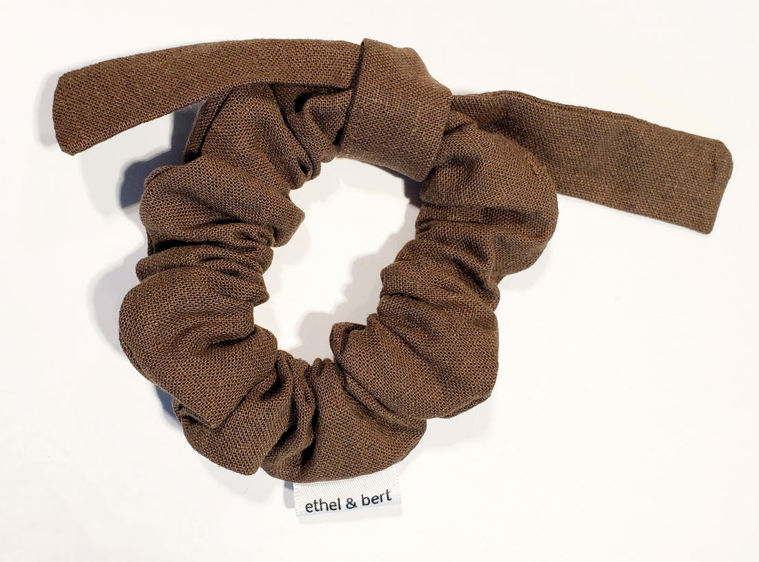The Chocolate Scrunchie with Knot