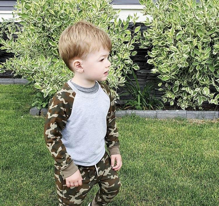 THE CAMO TERRY JOGGERS OLIVE CUFFS